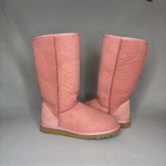 Womens UGG Boots Classic Tall or Fold Over Pink Suede Wool Sz 6 fits 7 RARE! - Picture 2 of 16
